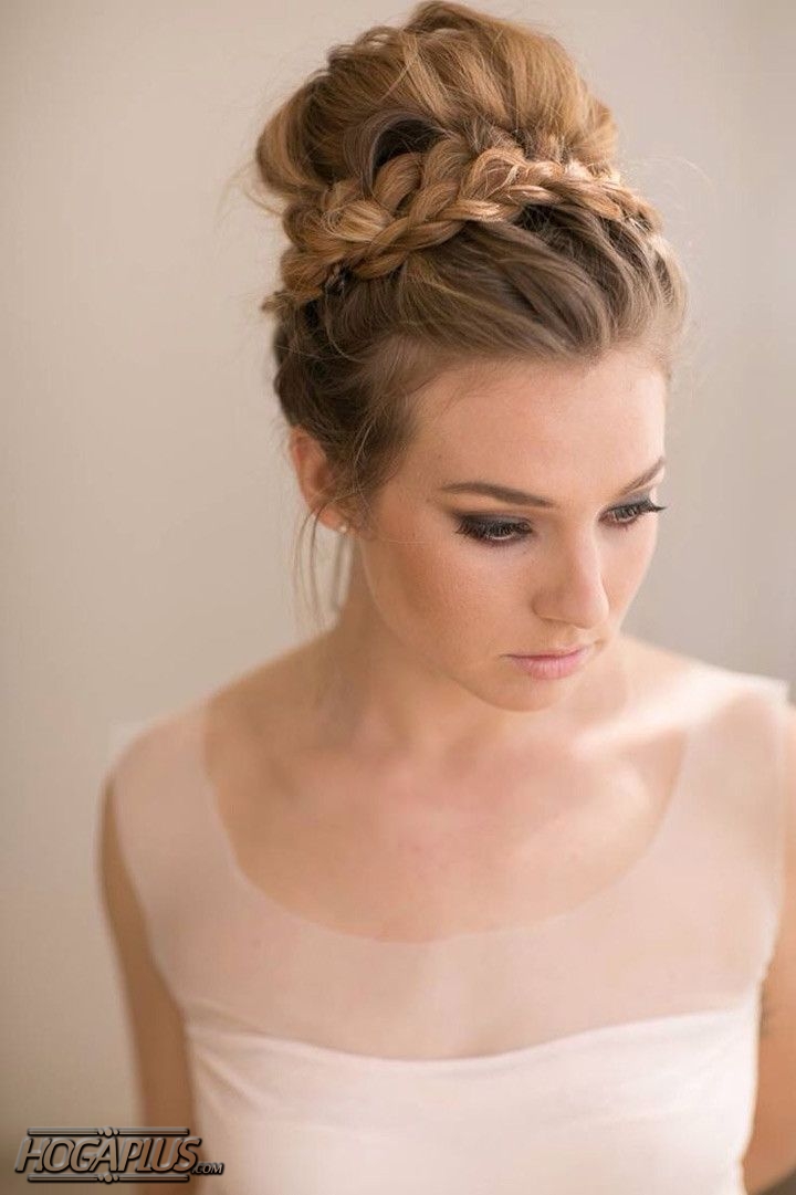 Stylish Braid Buns to Try This Wedding Season