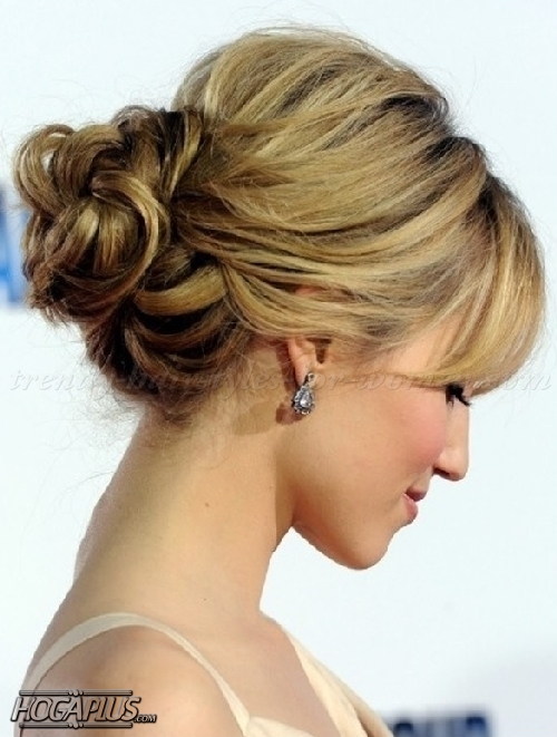 Low Chignon Hairstyle For School Girls