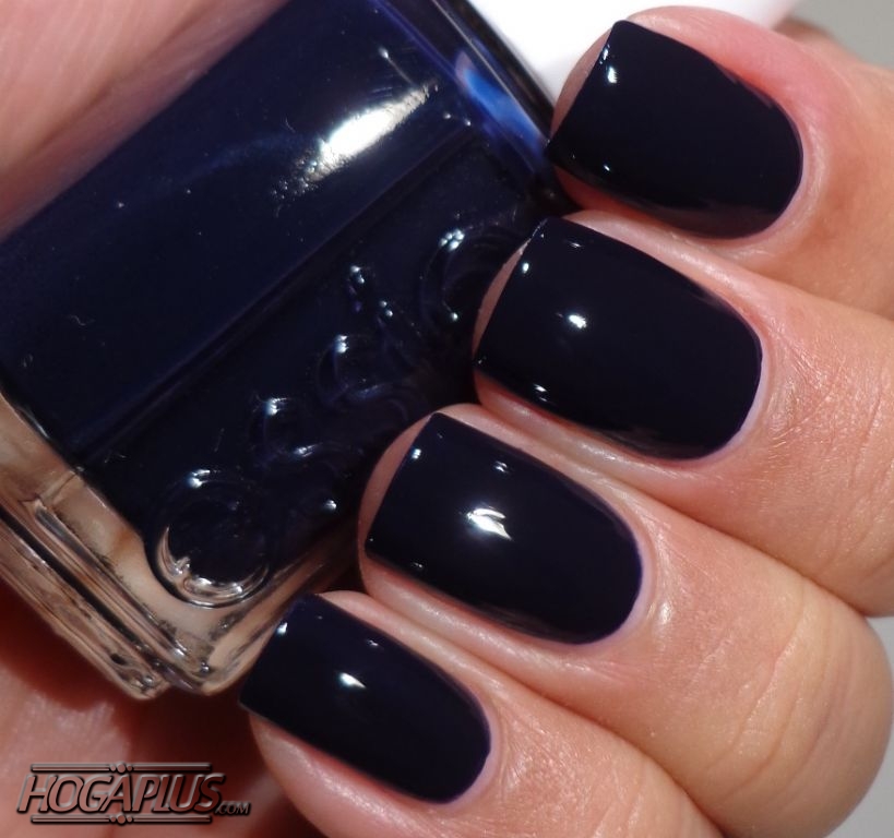 Navy Blue Nail Color - winter nail art designs
