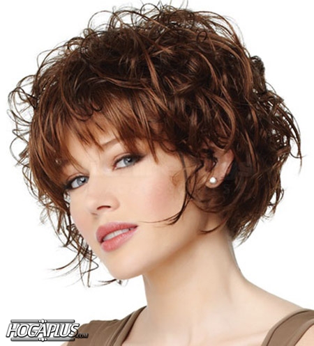 12 Short Bob Hairstyles Haircuts For Oval Faces Short Haircuts