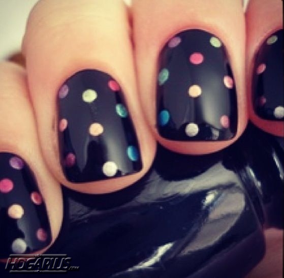 Dotted blue Nail Art